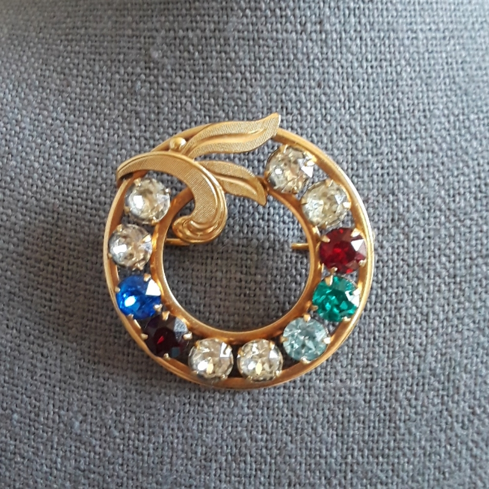 VINTAGE VAN DELL: Mothers Brooch